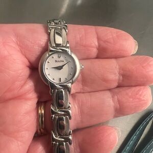 Working Older Bulova Silver Tone Watch